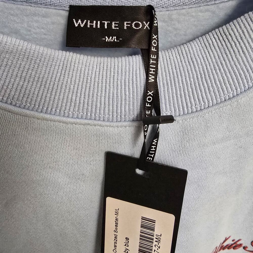 White Fox baby blue size M/L Crewneck sweatshirt NWT - Picture 5 of 5